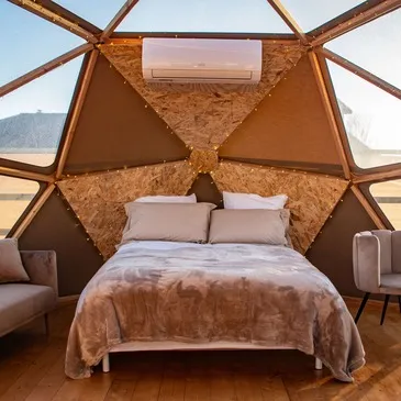 Nuit en Dôme avec Jacuzzi Privatif près de Bordeaux Nuit en Dôme avec Jacuzzi Privatif près de Bordeaux