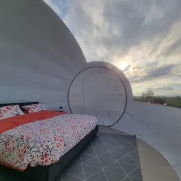 Weekend et Hébergement Insolite proche Brengues, à 25 min de Figeac Weekend et Hébergement Insolite proche Brengues, à 25 min de Figeac