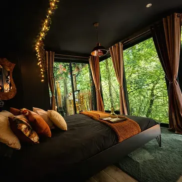 Nuit en Lodge avec Spa Privatif près de Chaumont Nuit en Lodge avec Spa Privatif près de Chaumont