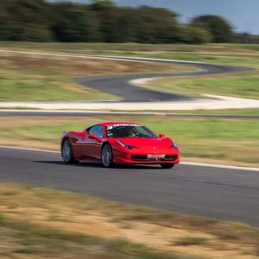 Stage de pilotage Ferrari proche Circuit de Fay-de-Bretagne Stage de pilotage Ferrari proche Circuit de Fay-de-Bretagne