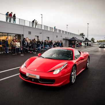 Stage en Ferrari 488 GTB - Circuit de Château-Gaillard Stage en Ferrari 488 GTB - Circuit de Château-Gaillard