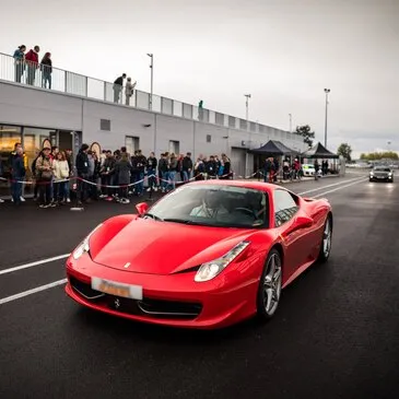 Stage en Ferrari 488 GTB - Circuit de Magny-Cours Stage en Ferrari 488 GTB - Circuit de Magny-Cours