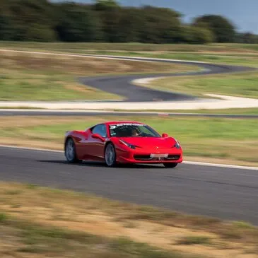 Stage de pilotage Ferrari proche Circuit de Magny-Cours Stage de pilotage Ferrari proche Circuit de Magny-Cours