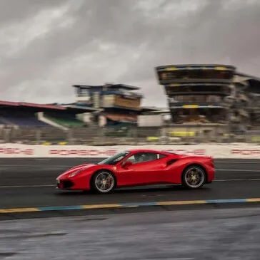 Stage de pilotage Ferrari en région Limousin