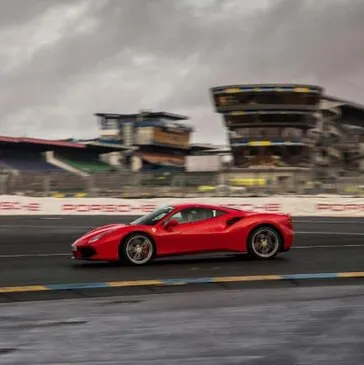 Stage en Ferrari 488 GTB - Circuit de Vaison piste Stage en Ferrari 488 GTB - Circuit de Vaison piste