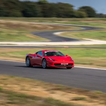 Stage de pilotage Ferrari proche Circuit de Vaison Piste Stage de pilotage Ferrari proche Circuit de Vaison Piste