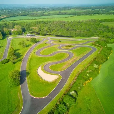 Stage en Alpine A110 R - Circuit de Mornay en région Limousin