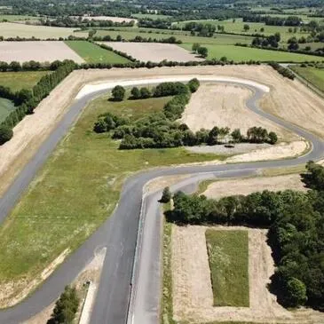 Stage en Alpine A110 R - Circuit de Fay-de-Bretagne en région Pays-de-la-Loire Stage en Alpine A110 R - Circuit de Fay-de-Bretagne en région Pays-de-la-Loire