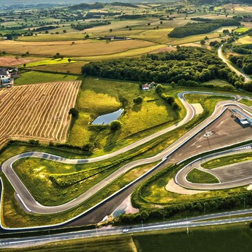 Circuit Vaison Piste, Saône et loire (71) - Stage de Pilotage Aston Martin