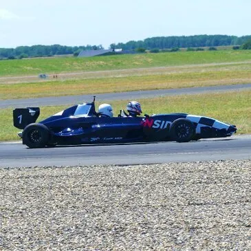 Circuit de l'Ouest Parisien, Eure et loir (28) - Baptême en Formule 1 Circuit de l'Ouest Parisien, Eure et loir (28) - Baptême en Formule 1