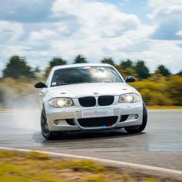 Stage de Pilotage de Glisse Drift en région Auvergne Stage de Pilotage de Glisse Drift en région Auvergne