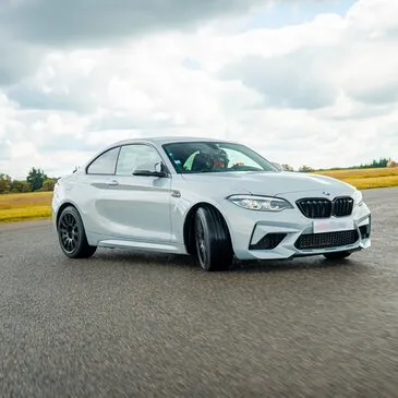 Puy de dôme (63) Auvergne - Stage de Pilotage Puy de dôme (63) Auvergne - Stage de Pilotage