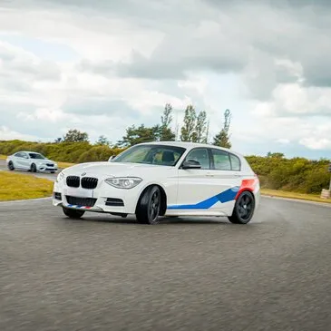 Circuit de Lurcy-Levis, Allier (03) - Stage de Pilotage de Glisse Drift Circuit de Lurcy-Levis, Allier (03) - Stage de Pilotage de Glisse Drift