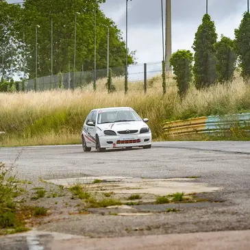 Stage de Pilotage Rallycross en Saxo VTS - Circuit d'Aydie Stage de Pilotage Rallycross en Saxo VTS - Circuit d'Aydie