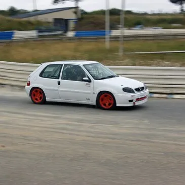 Stage Rallycross en Saxo VTS - Circuit Terre d'Issoudun-Migny Stage Rallycross en Saxo VTS - Circuit Terre d'Issoudun-Migny