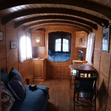 Loye-sur-Arnon, à 50 min de Bourges, Cher (18) - Weekend et Hébergement Insolite Loye-sur-Arnon, à 50 min de Bourges, Cher (18) - Weekend et Hébergement Insolite