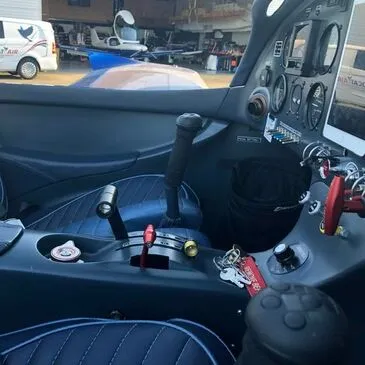 Aéroport de Roanne, Loire (42) - Baptême en ULM et Autogire Aéroport de Roanne, Loire (42) - Baptême en ULM et Autogire