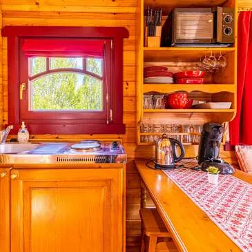 Réaux sur Trèfle, à 5 min de Jonzac, Charente maritime (17) - Weekend et Hébergement Insolite Réaux sur Trèfle, à 5 min de Jonzac, Charente maritime (17) - Weekend et Hébergement Insolite