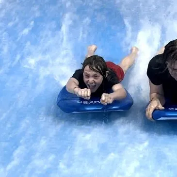 Surf et Sport de Glisse proche Andrézieux-Bouthéon, à 20 min de Saint-Étienne Surf et Sport de Glisse proche Andrézieux-Bouthéon, à 20 min de Saint-Étienne