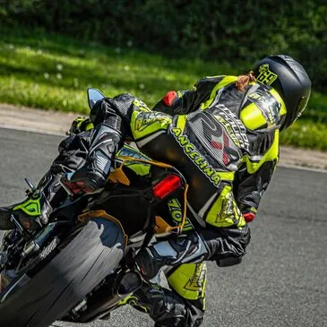 Circuit de Clastres, Aisne (02) - Baptême Moto sur Circuit Circuit de Clastres, Aisne (02) - Baptême Moto sur Circuit