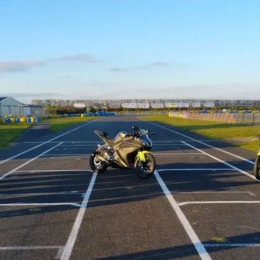 Baptême Moto sur Circuit, département Aisne Baptême Moto sur Circuit, département Aisne