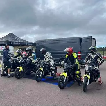Baptême Moto sur Circuit en région Picardie