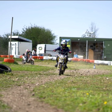 Initiation au Moto-Cross pour Enfant près de Lisieux en région Normandie