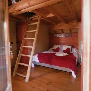 Weekend et Hébergement Insolite en région PACA et Corse Weekend et Hébergement Insolite en région PACA et Corse