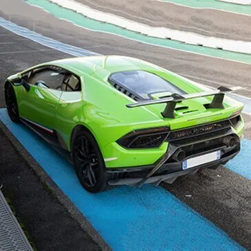 Baptême en Lamborghini Huracan Performante - Circuit Lurcy-Lévis Baptême en Lamborghini Huracan Performante - Circuit Lurcy-Lévis