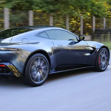 Circuit de Nevers Magny-Cours, Nièvre (58) - Stage de Pilotage Aston Martin