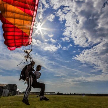 Saut en parachute proche Aérodrome de Beaune-Challanges