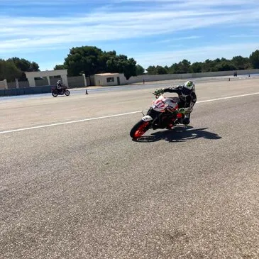 Stage de pilotage moto, département Gard