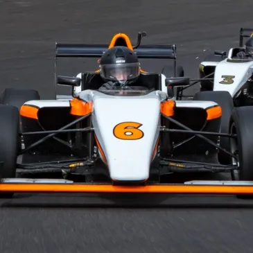 Stage en Formule 4 - Circuit de Pau-Arnos