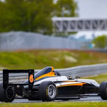 Stage de Pilotage en région Midi-Pyrénées Stage de Pilotage en région Midi-Pyrénées