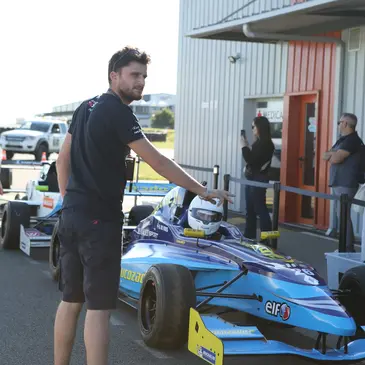 Stage en Formule Renault 2.0 - Circuit du Val de Vienne en région Poitou-Charentes