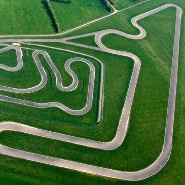 Circuit de Pouilly-en-Auxois, Côte d&#39;or (21) - Stage de pilotage Porsche