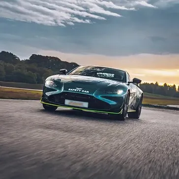 Stage Aston Martin Vantage F1 Edition - Circuit Pouilly-en-Auxois Stage Aston Martin Vantage F1 Edition - Circuit Pouilly-en-Auxois