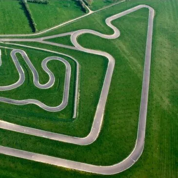 Stage de Pilotage Berline Sportive proche Circuit de Pouilly-en-Auxois Stage de Pilotage Berline Sportive proche Circuit de Pouilly-en-Auxois