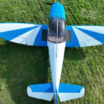 Réserver Baptême en avion de voltige en Bourgogne Réserver Baptême en avion de voltige en Bourgogne