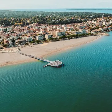 Baptême en Hélicoptère - Survol de l'Île aux Oiseaux en région Aquitaine Baptême en Hélicoptère - Survol de l'Île aux Oiseaux en région Aquitaine