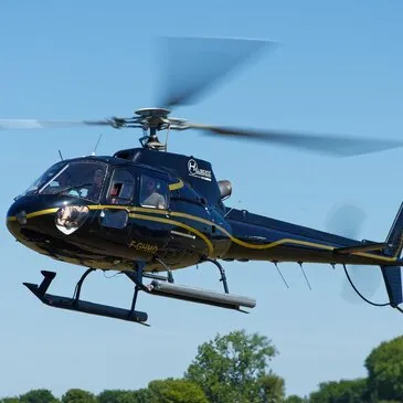 Baptême en Hélicoptère à Arcachon - Survol du Bassin en région Aquitaine Baptême en Hélicoptère à Arcachon - Survol du Bassin en région Aquitaine