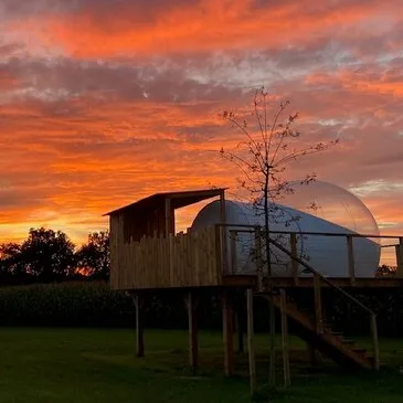 Nuit en Bulle près de Rennes en région Bretagne Nuit en Bulle près de Rennes en région Bretagne