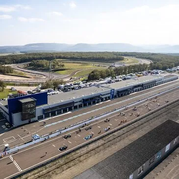 Stage de Pilotage Ford Mustang proche Circuit de Dijon-Prenois