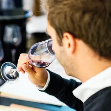 Atelier Dégustation de Grands Crus à Strasbourg Atelier Dégustation de Grands Crus à Strasbourg