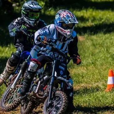 Stage de Moto Cross proche Martiel, à 15 min de Villefranche-de-Rouergue Stage de Moto Cross proche Martiel, à 15 min de Villefranche-de-Rouergue