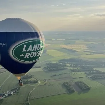 Vol en Montgolfière près d'Étampes en région Ile-de-France Vol en Montgolfière près d'Étampes en région Ile-de-France