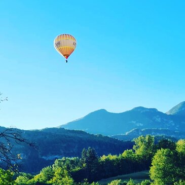 Vol en Montgolfière près d&#39;Aix-les-bains - Survol Lac du Bourget