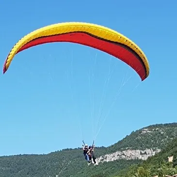 Baptême en parapente en région Midi-Pyrénées Baptême en parapente en région Midi-Pyrénées