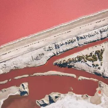 Baptême en Hélicoptère - Survol de la Camargue en région Languedoc-Roussillon Baptême en Hélicoptère - Survol de la Camargue en région Languedoc-Roussillon