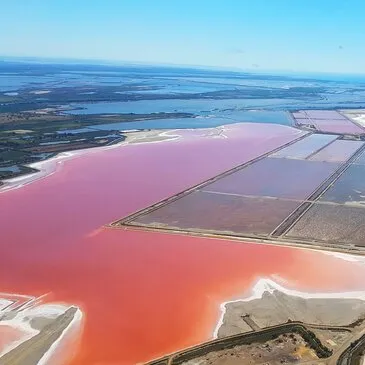 Baptême en Hélicoptère près d'Arles Baptême en Hélicoptère près d'Arles